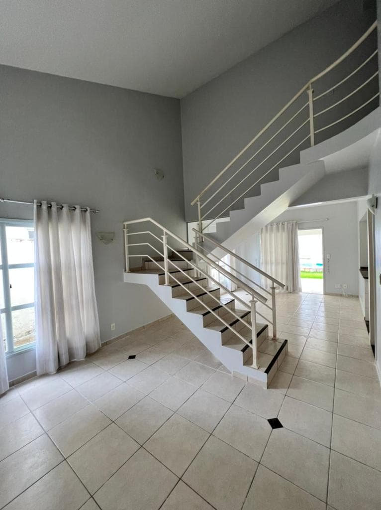 Sobrado 387m²com 3 Quartos Piscina à Venda no Jardins Madri 3 Quartos R$ 1.590.000