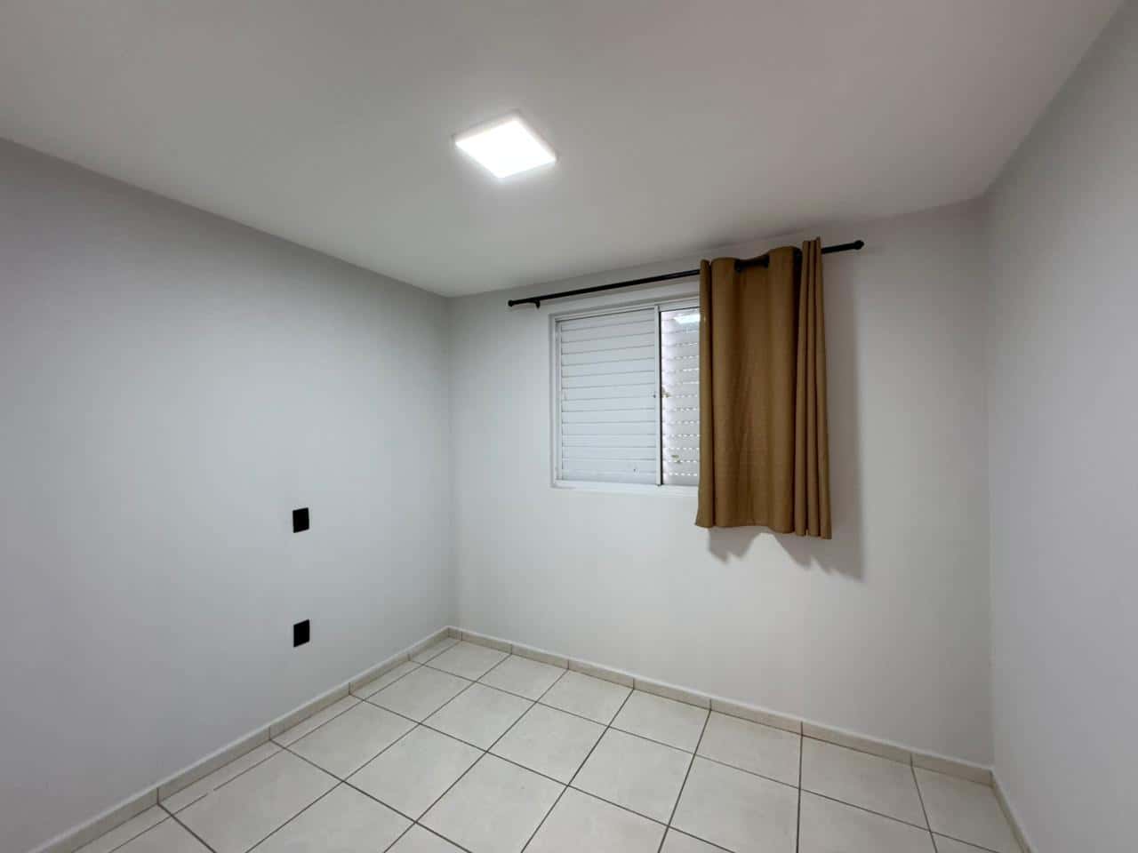 Apartamento com 2 quartos próximo ao IFG em Aparecida de Goiânia