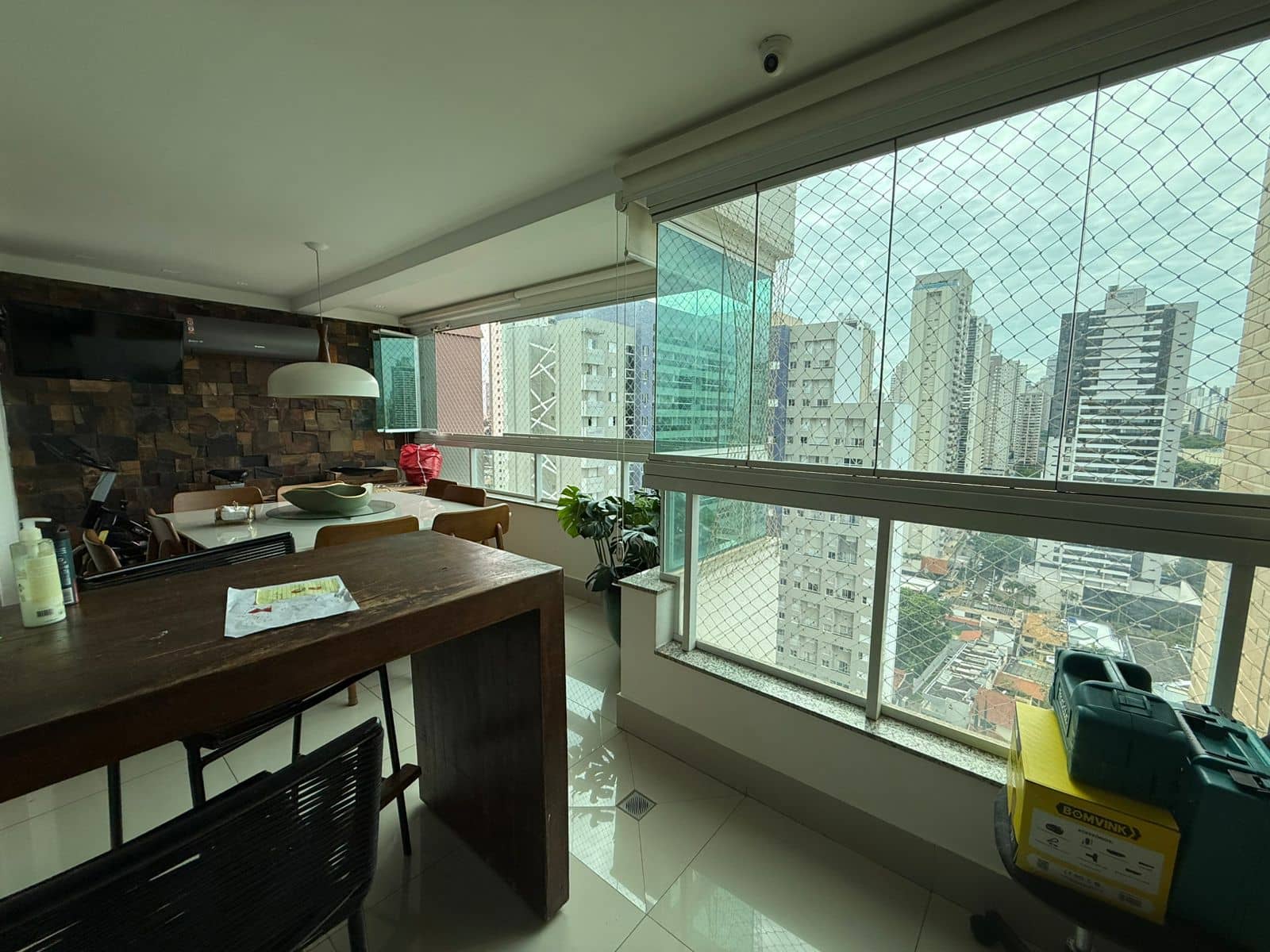 Apartamento no Setor Bueno | 3 Suítes | Vista Impecável