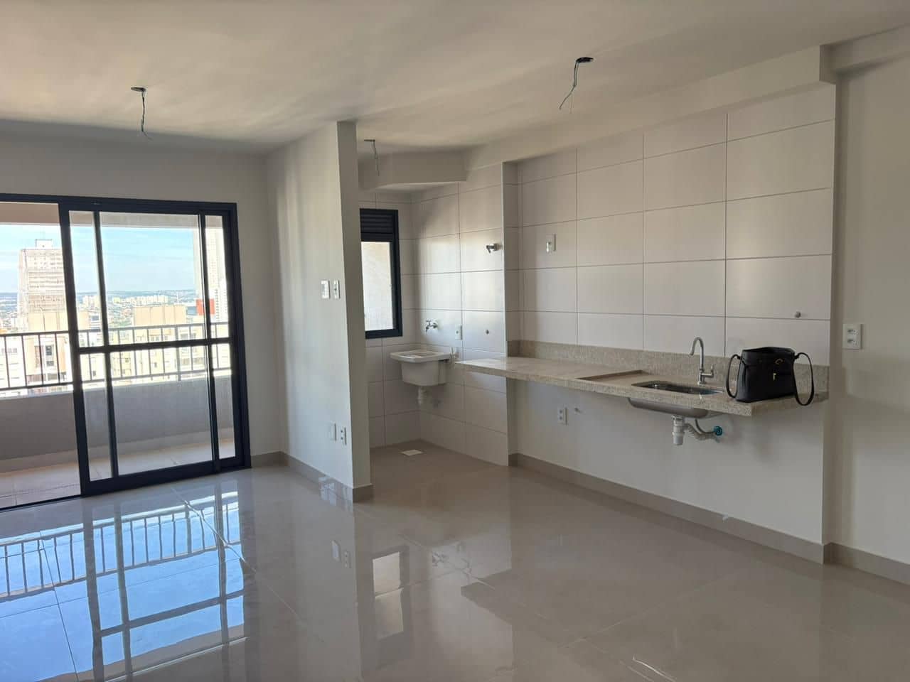 VENDO APARTAMENTO – ST. BUENO | RITMO BUENO