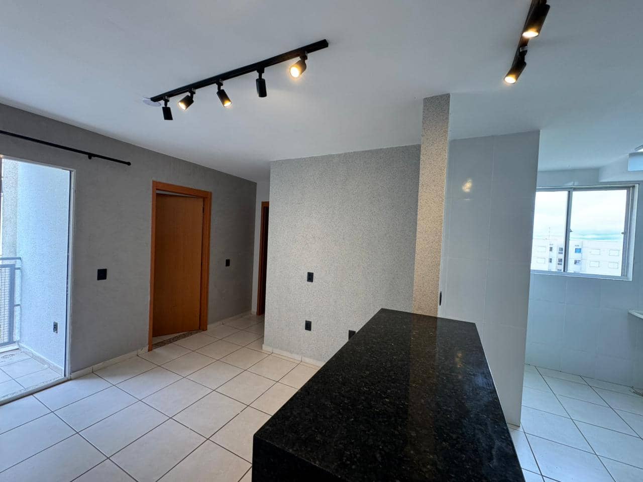 Apartamento com 2 quartos próximo ao IFG em Aparecida de Goiânia