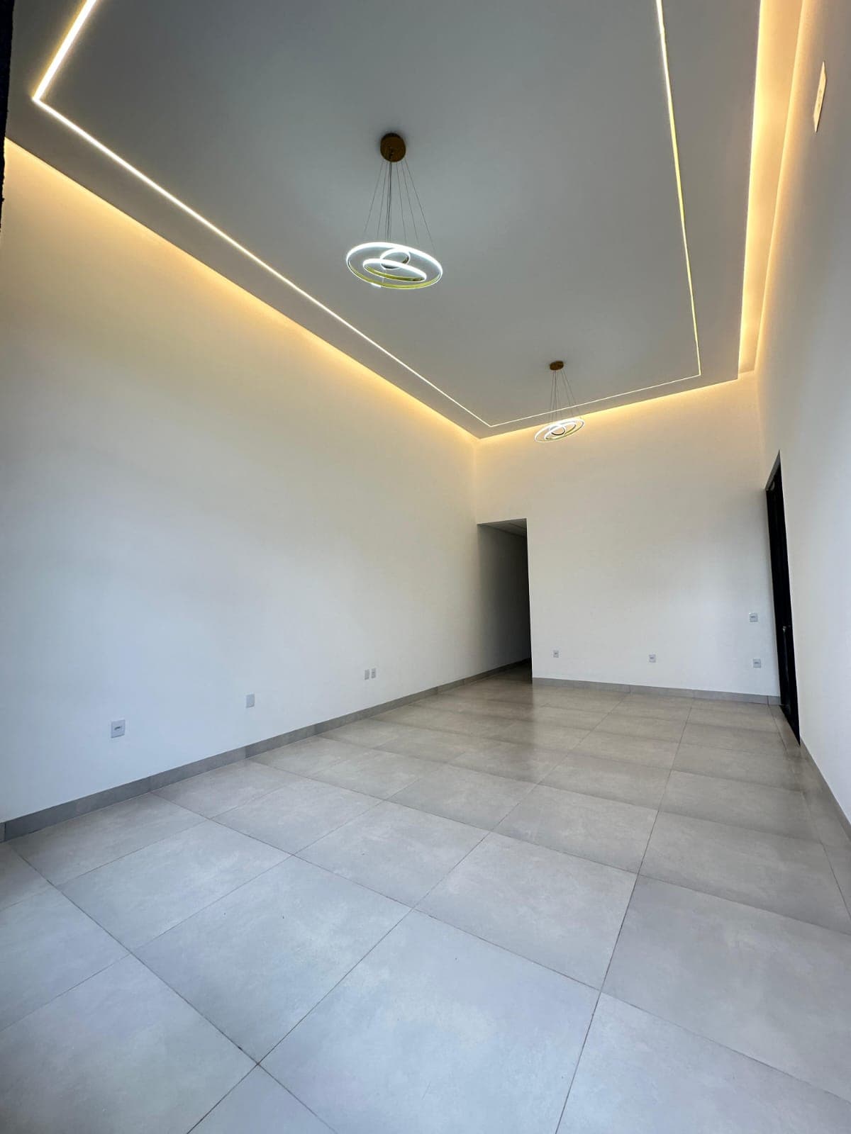 Casa com 3 suítes no Veredas dos Buritis - Goiânia