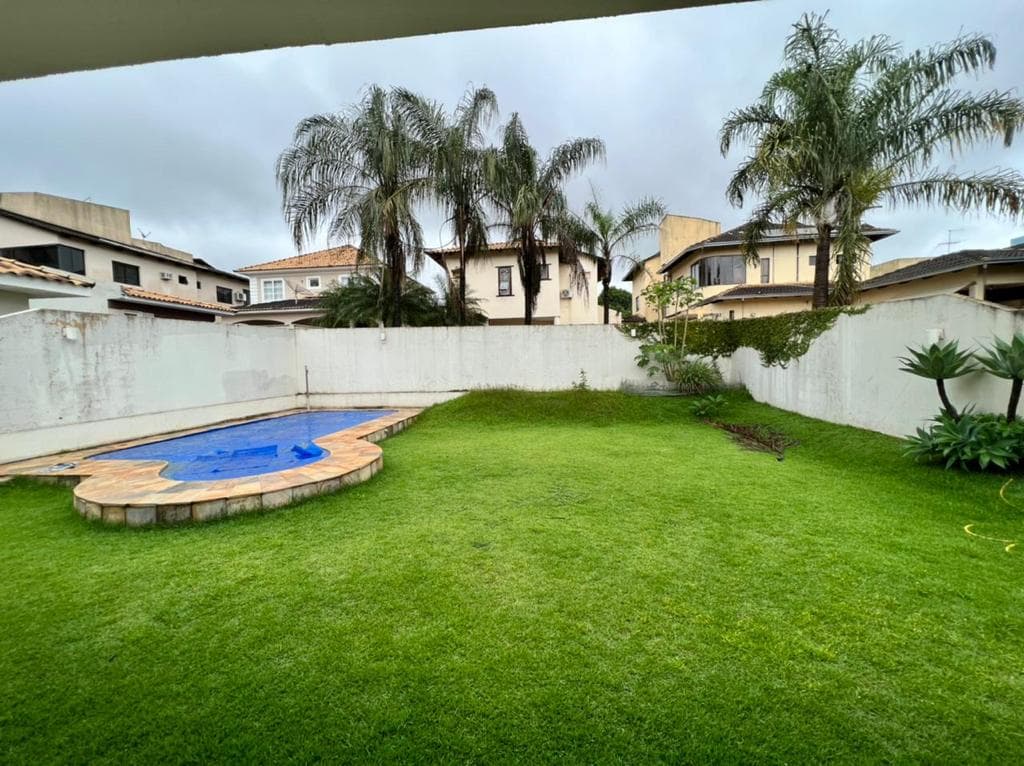Sobrado 387m²com 3 Quartos Piscina à Venda no Jardins Madri 3 Quartos R$ 1.590.000