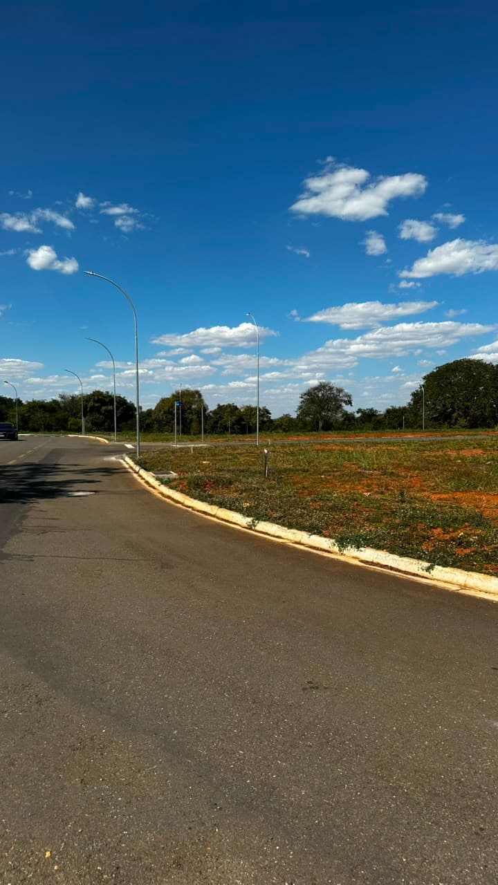 LOTE RUA DOS IPES À VENDA 537m² – PORTAL DO SOL GREEN