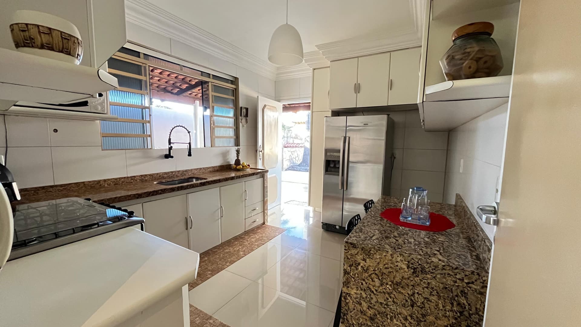 Casa Jardim Atlântico | 3 Quartos | 2 Suítes | Piscina e Área Gourmet