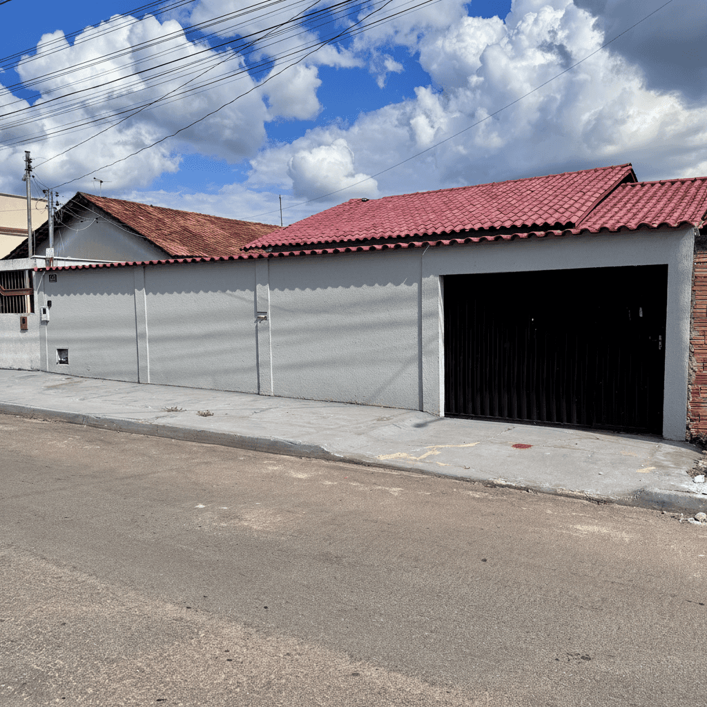 CASA À VENDA - MARISTA SUL - APARECIDA DE GOIÂNIA