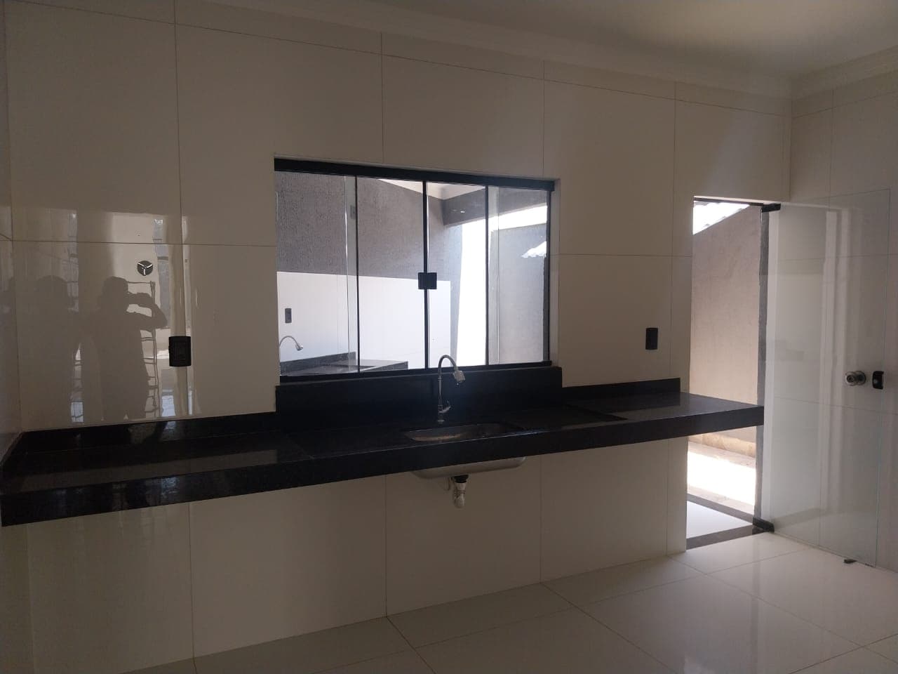 Oportunidade! Casa Moderna com 2 Quartos e 2 Vagas de Garagem Res Buriti sereno