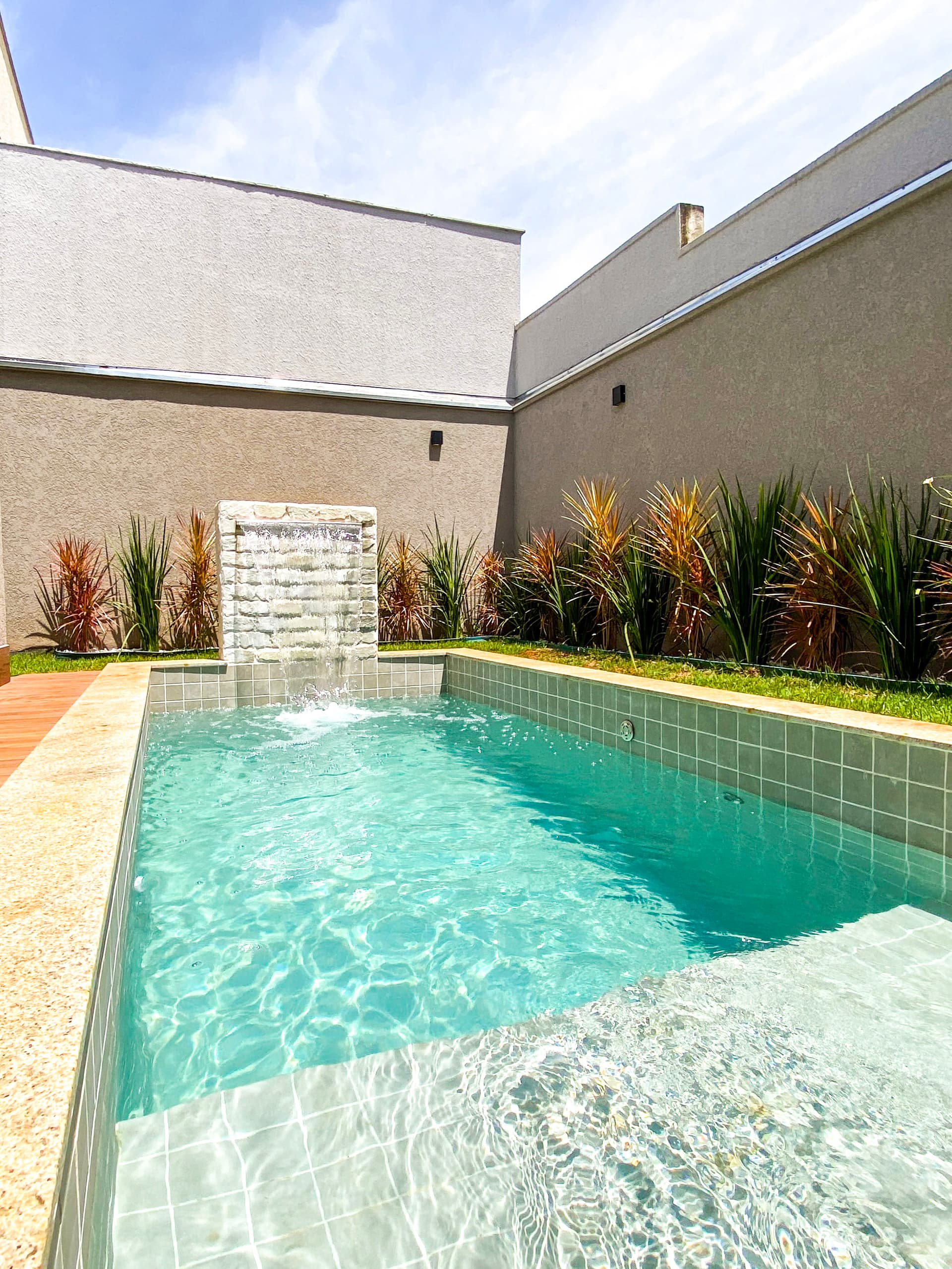 4 Suítes + Piscina Aquecida - Alphaville 1 – Luxo e Sofisticação no Alphaville 1 Senador Canedo