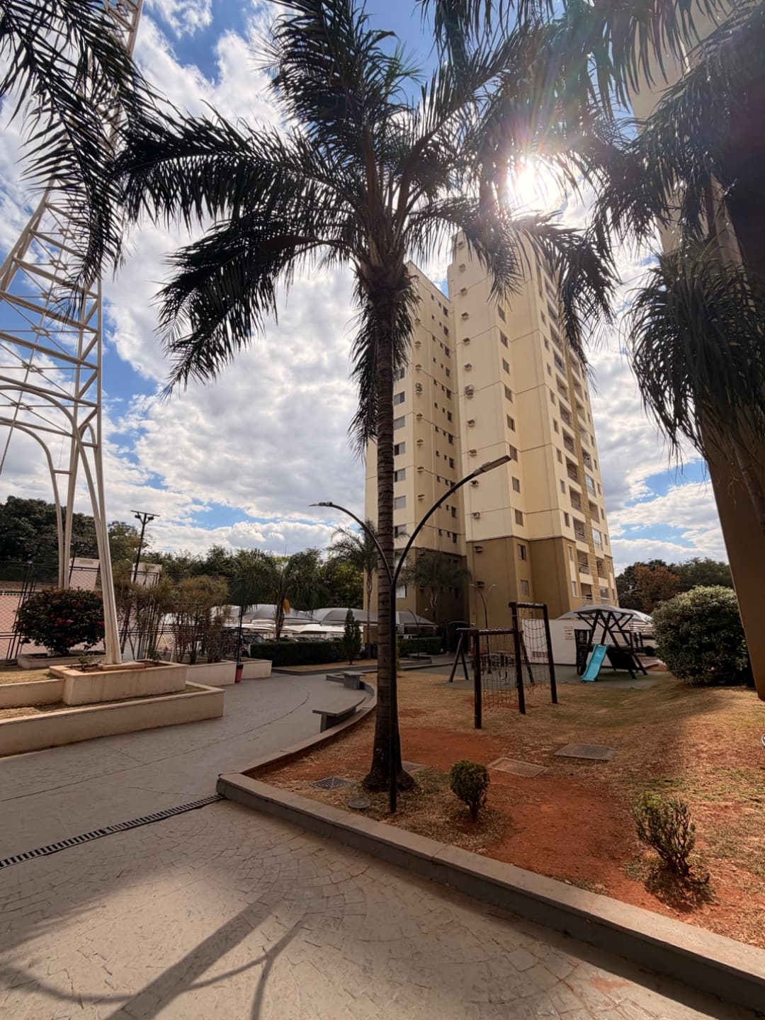 Apartamento reformado no Jardim Europa