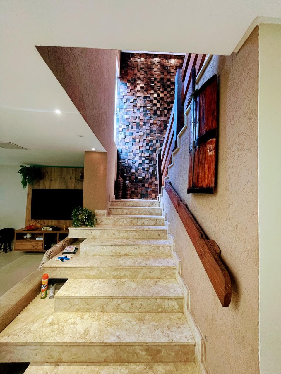 Casa Moderna com 273 m², 3 Suítes e Espaço Gourmet, Ar-Condicionado e Aquecimento Solar, Bosque aréa verde, Goiania Goias