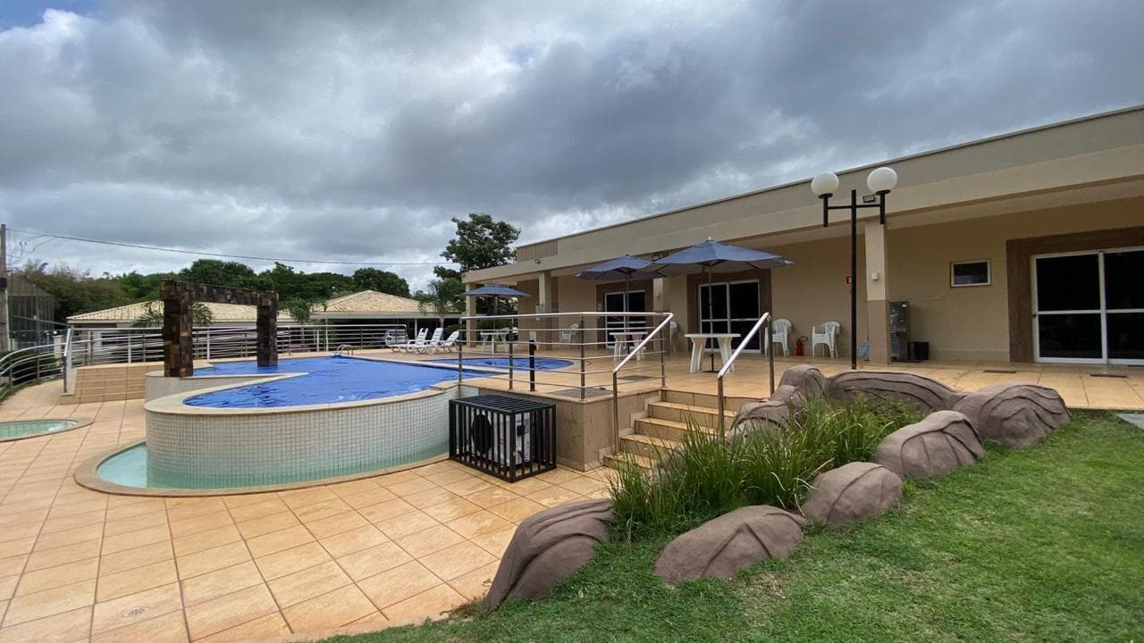 Casa em Condomínio Fechado 2 Quartos uma suite, Área Gourmet Lazer Completo fogão