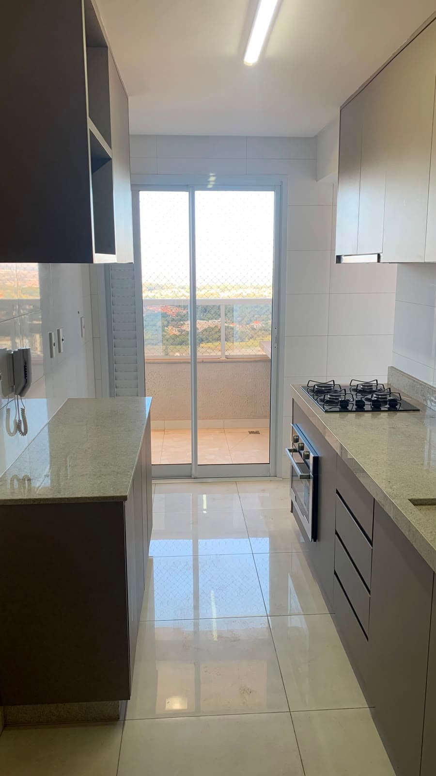 3/4 sendo 1 suíte 90m2 Flamboyant Residence Prime