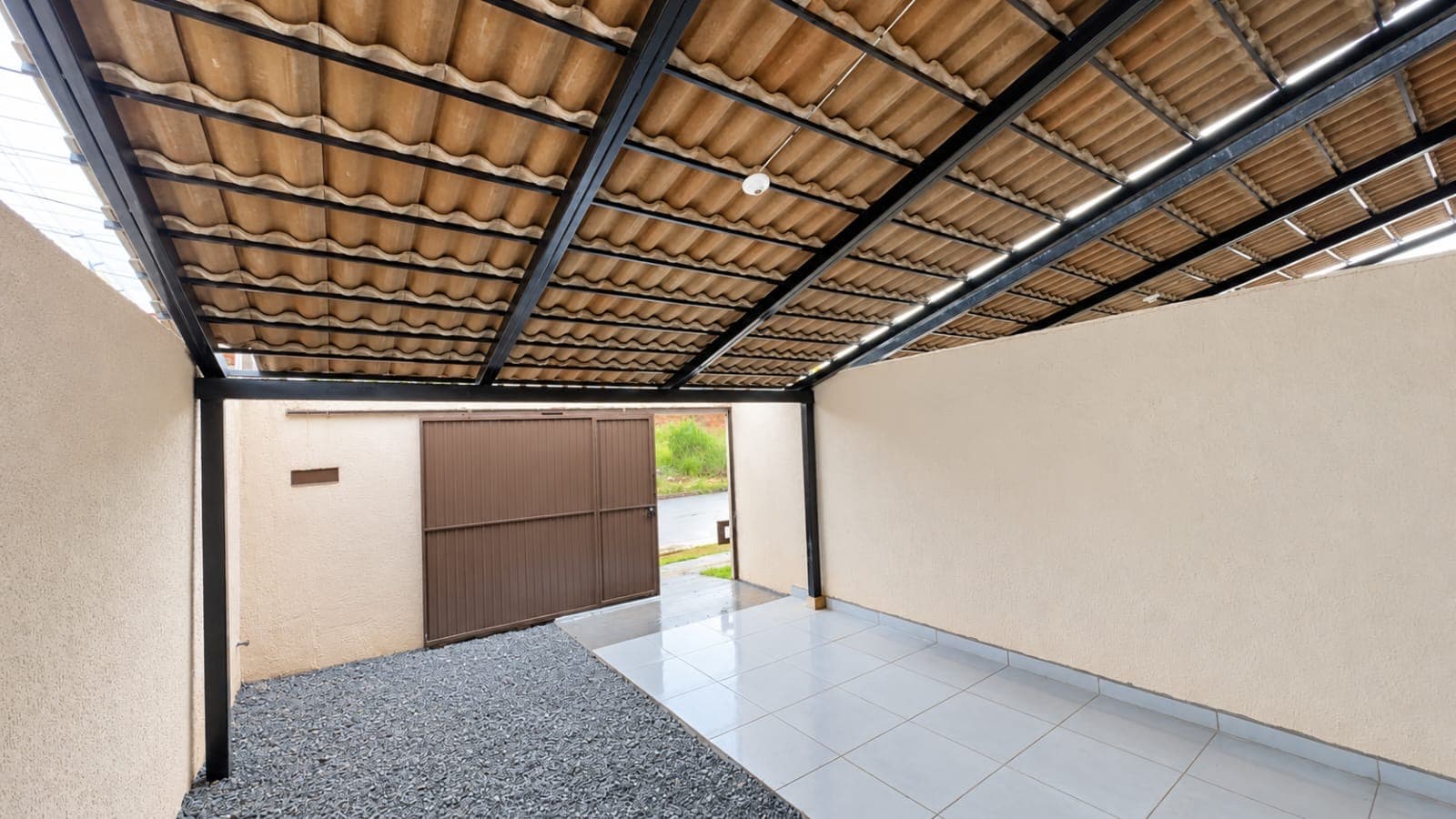 Casa 3Q com SUÍTE SEM ENTRADA - TERRA BELA - SENADOR CANEDO