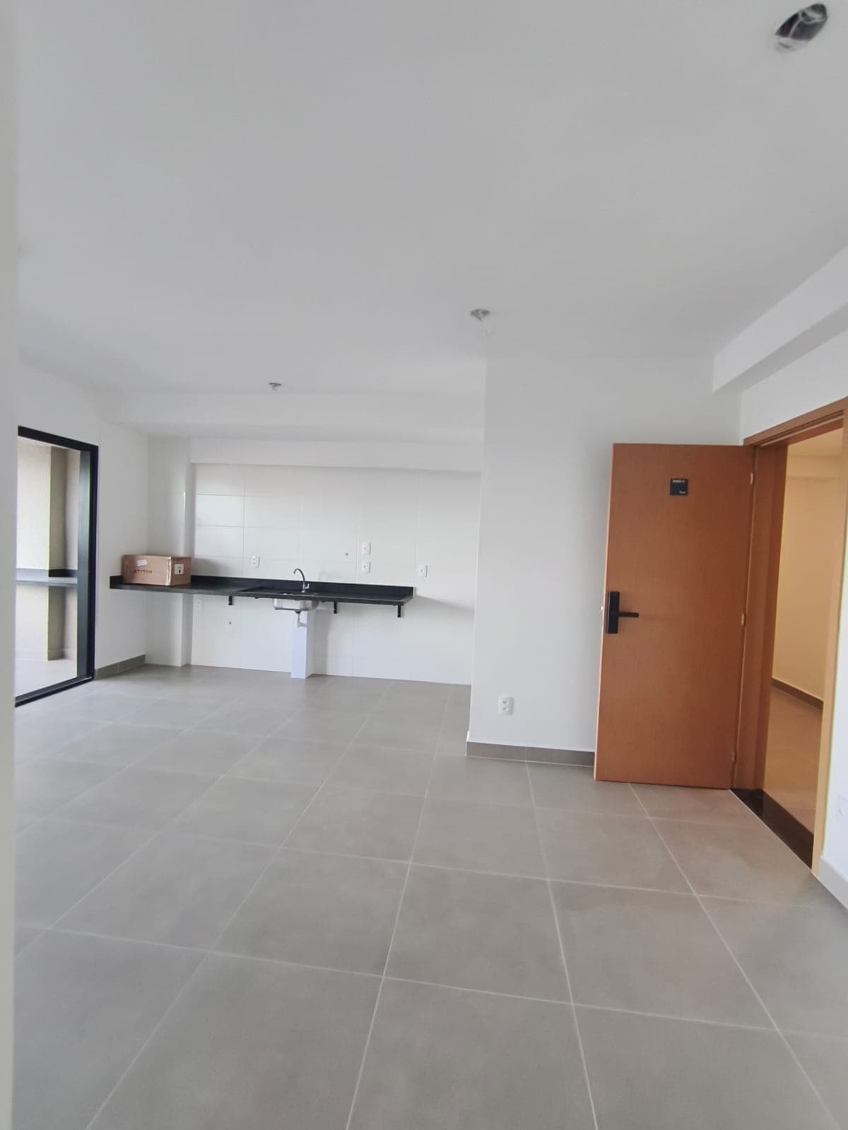 Excelente opção 2 suítes plenas e churrasqueira, localizado Setor Nova Suiça com 206 mil abaixo do valor de mercado!