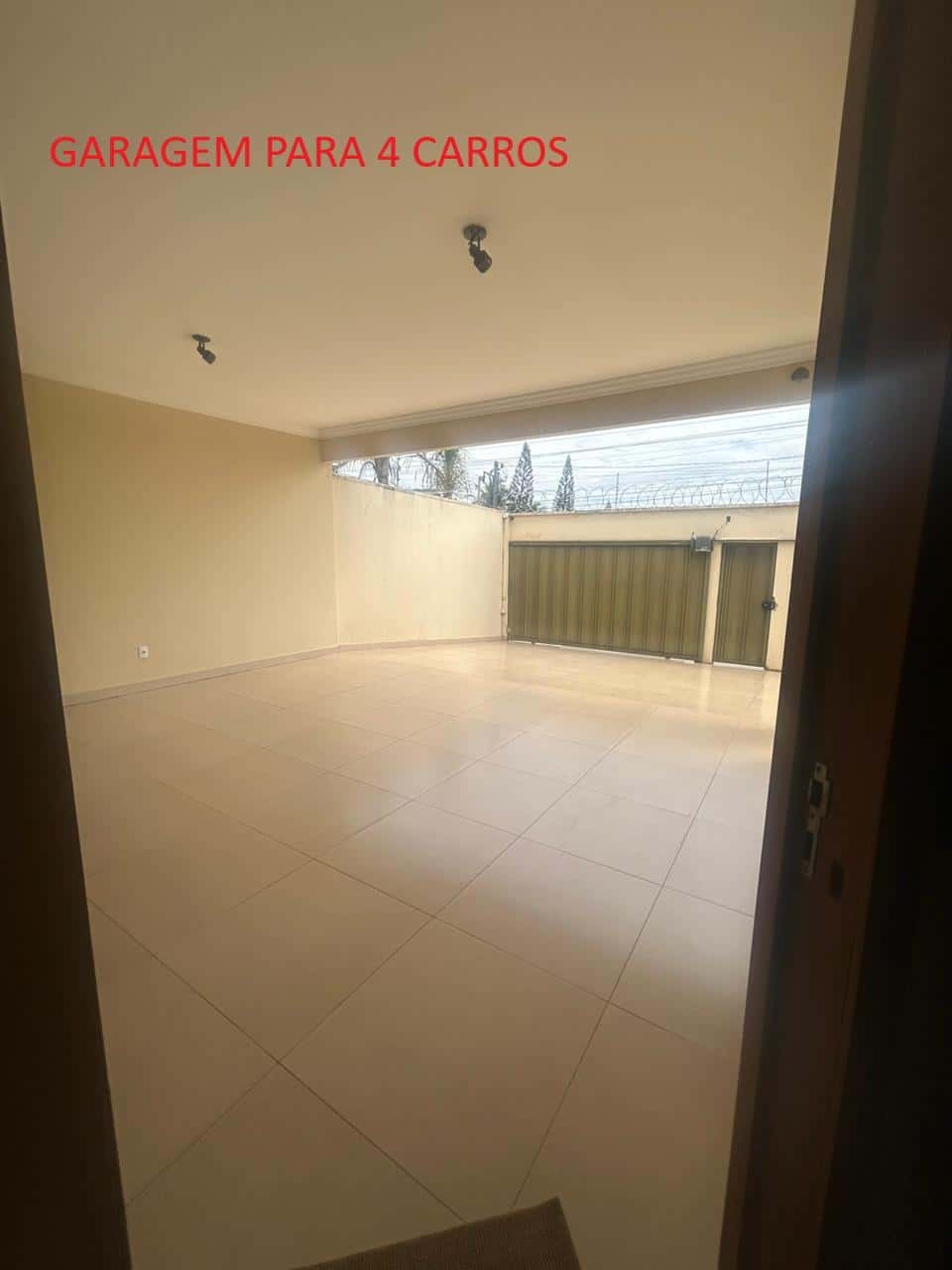 Casa Completa com Piscina Aquecida e Academia Privativa 3 Quartos , duas suites 360m² de Terreno Jd Presidente