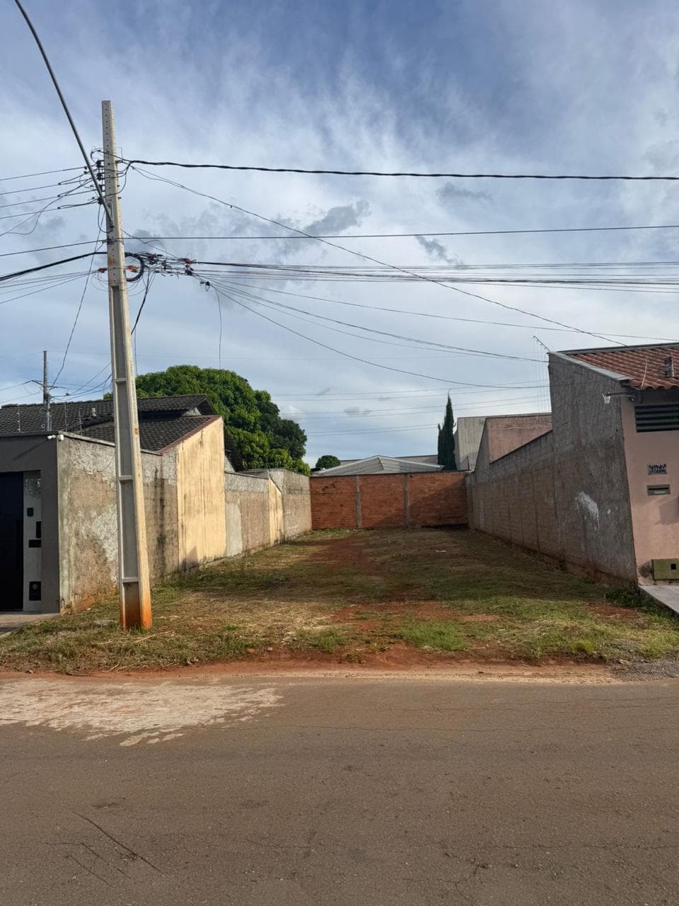 LOTE A VENDA RES. VEREDA DOS BURITIS